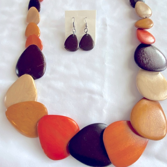Charming Charlie’s Wood Necklace with Matching Earrings - Picture 1 of 5